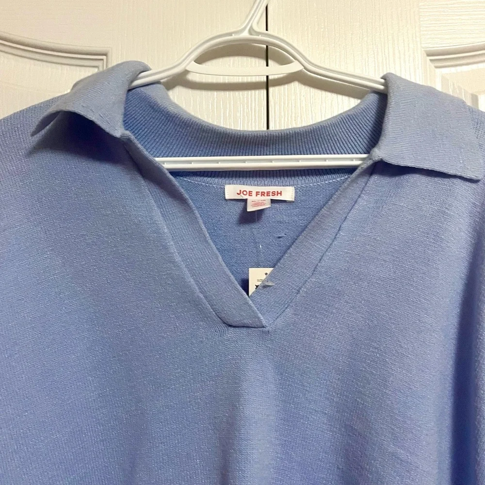 NWT Light Blue V-Neck Collared Sweater - Picture 2 of 9